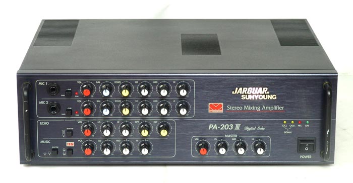 JARGUAR PA-203 III UPFR.jpg