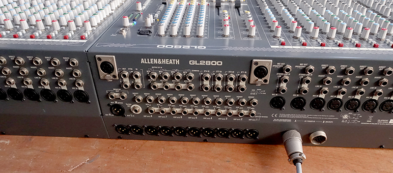 Allen&amp;Heath-GL2800-b-c.jpg